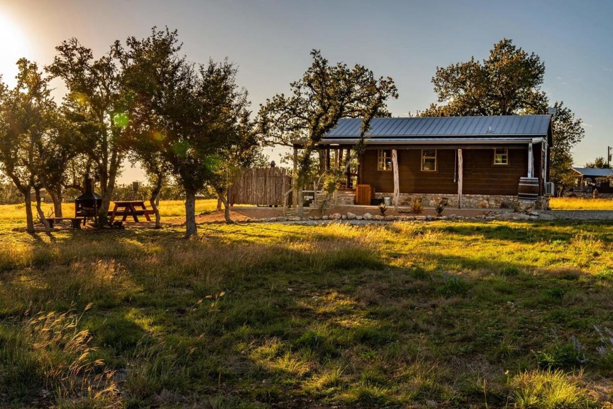 Rockin' R - Morning Star Cabin Fredericksburg Exterior photo