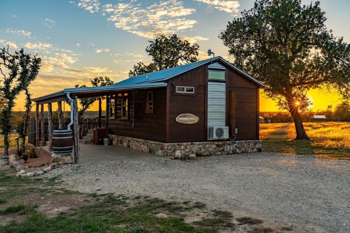 Rockin' R - Morning Star Cabin Fredericksburg Exterior photo