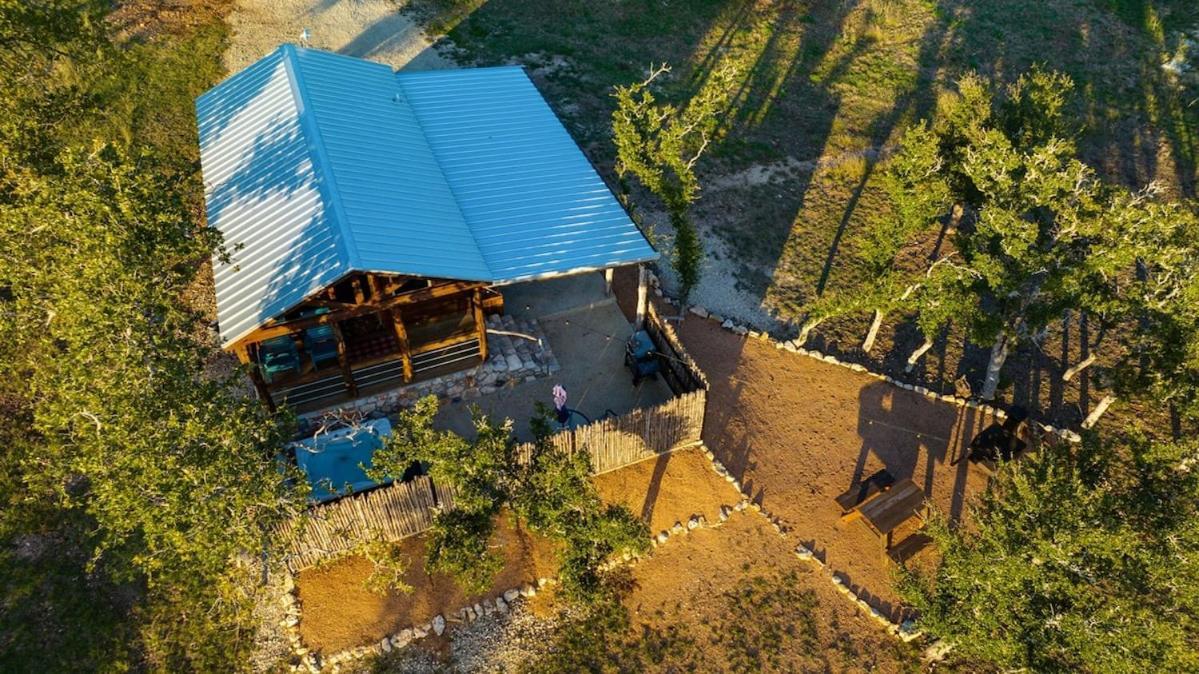 Rockin' R - Morning Star Cabin Fredericksburg Exterior photo